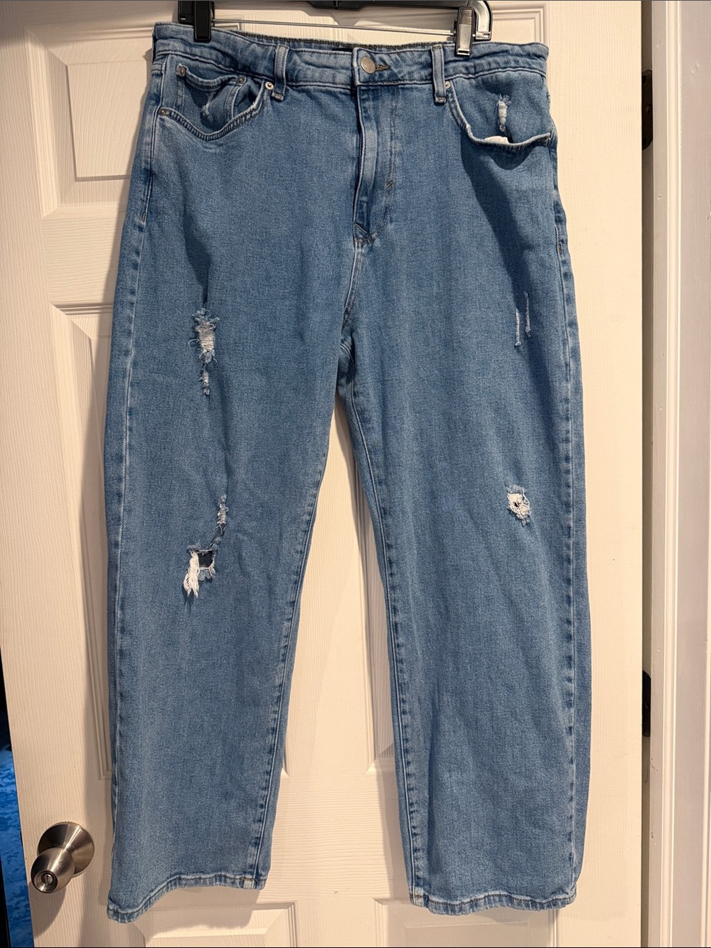 Men's Straight Light Blue Distressed Jeans